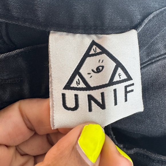 UNIF Women’s Straight Leg Jeans with Round Rivets, Sz 27 - Picture 3 of 9